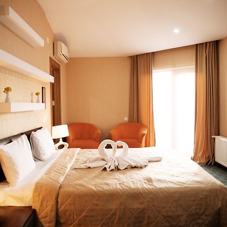 Austin Hotel Баку Екстериор снимка