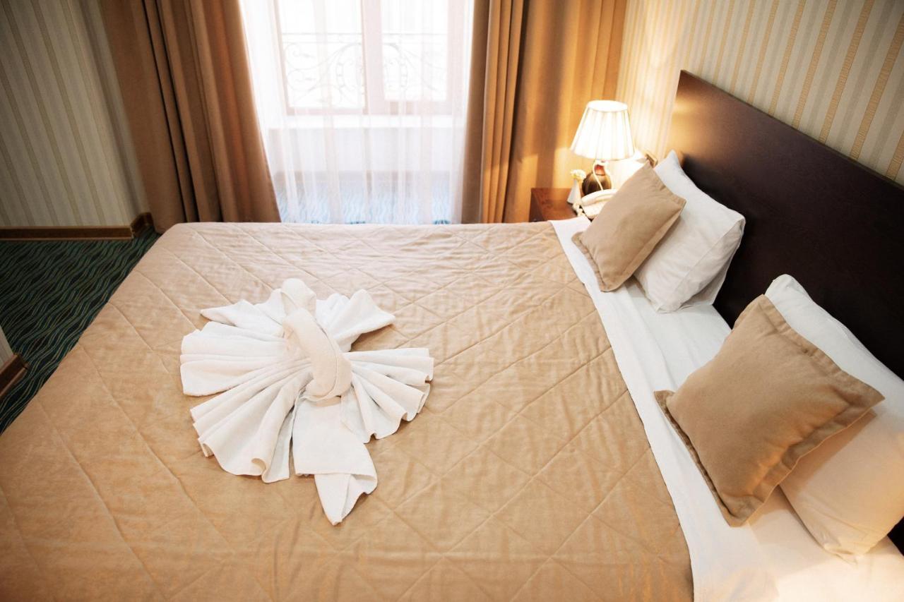 Austin Hotel Баку Екстериор снимка