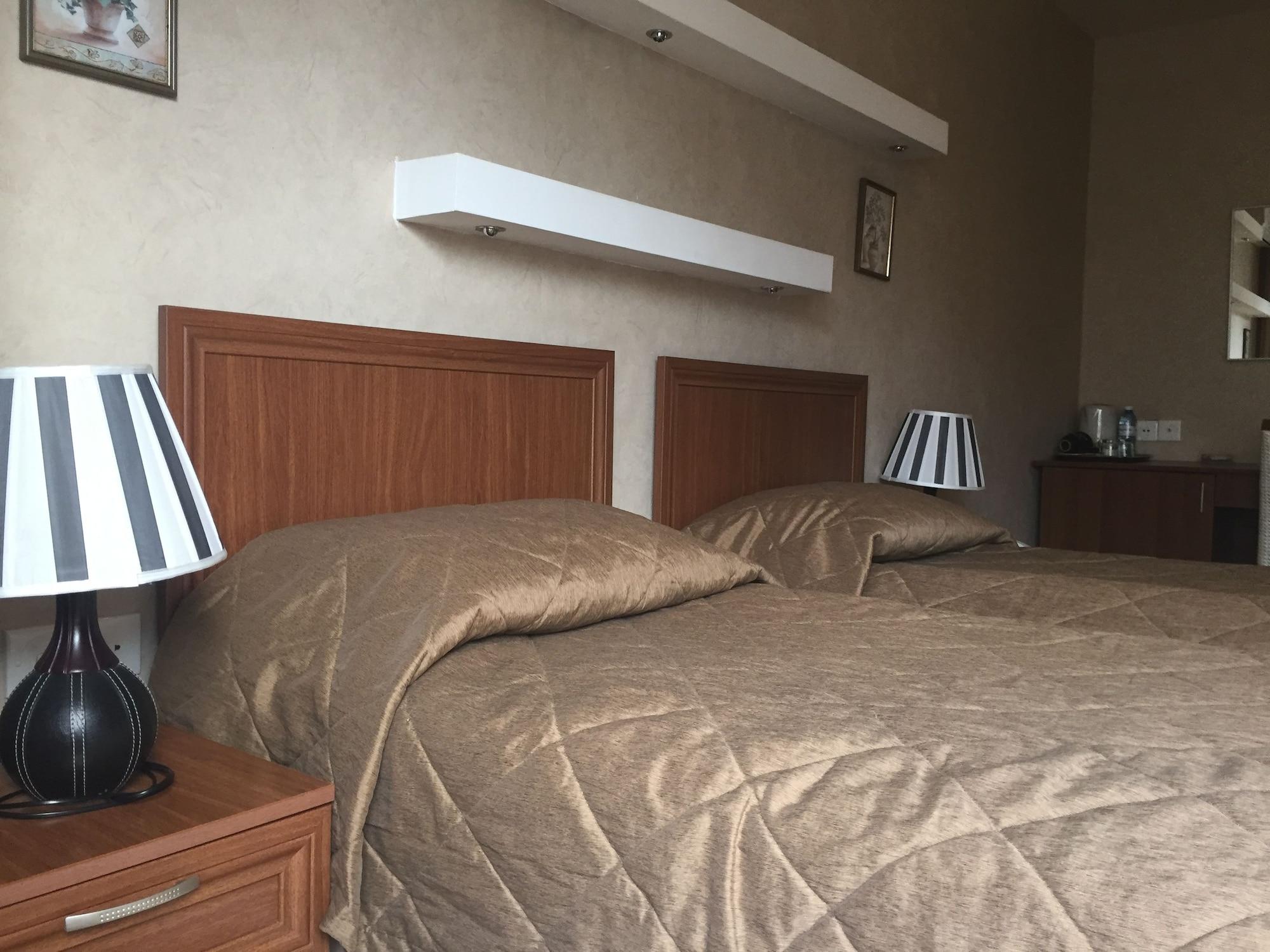 Austin Hotel Баку Екстериор снимка