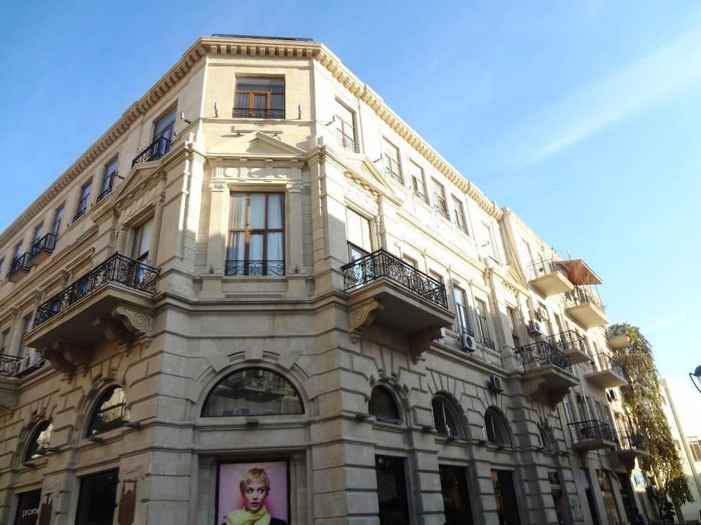 Austin Hotel Баку Екстериор снимка