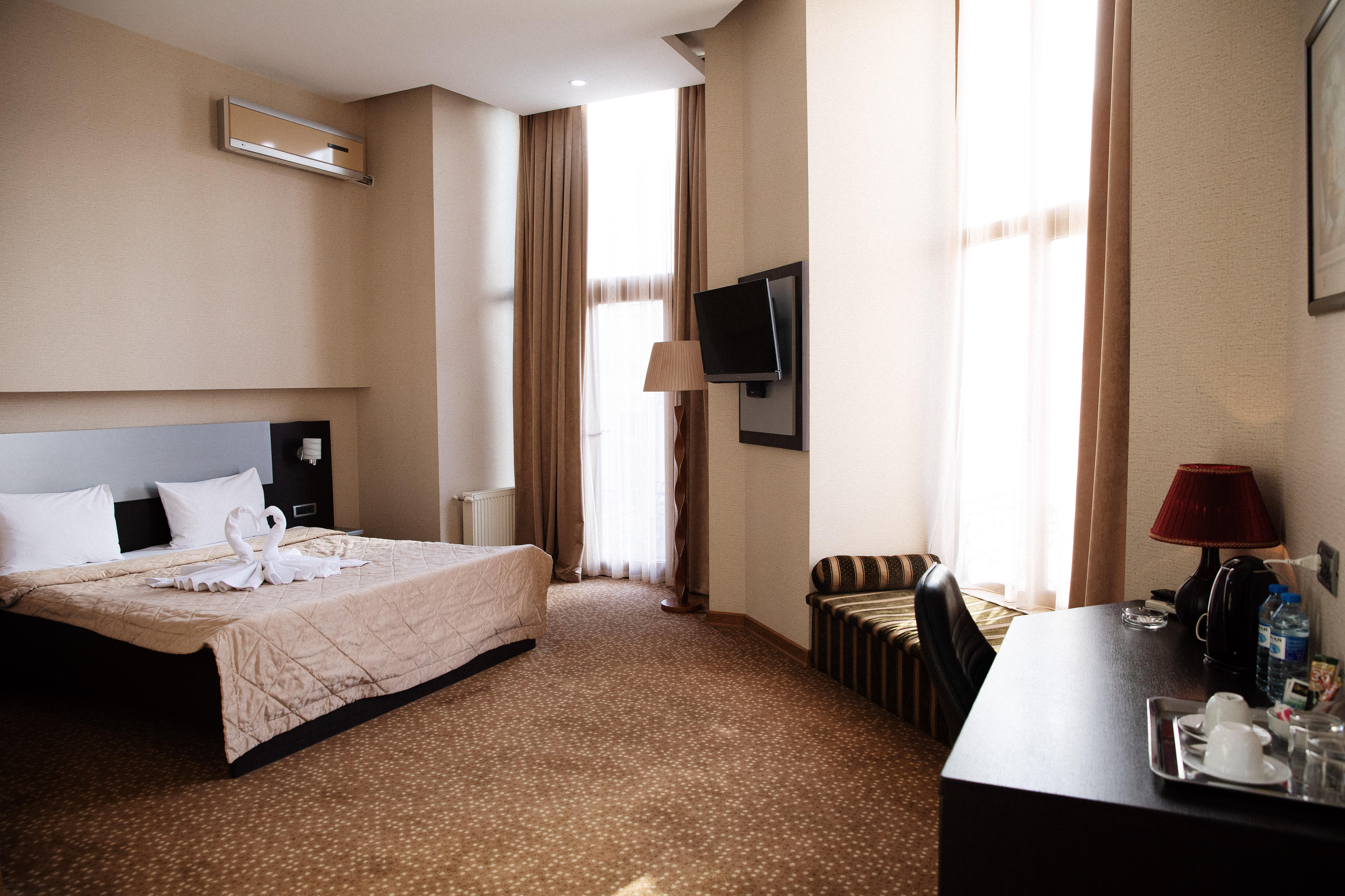 Austin Hotel Баку Екстериор снимка