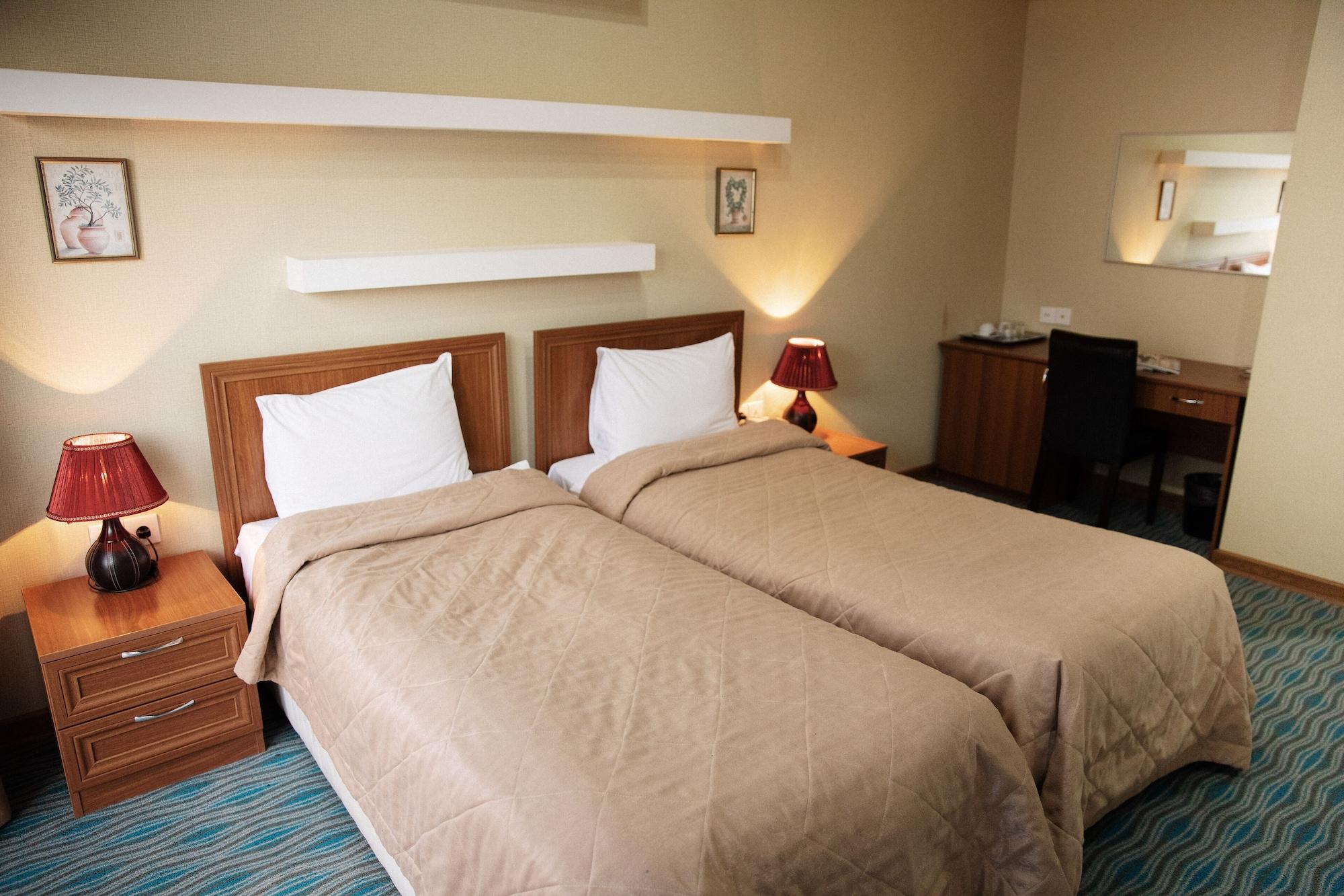 Austin Hotel Баку Екстериор снимка