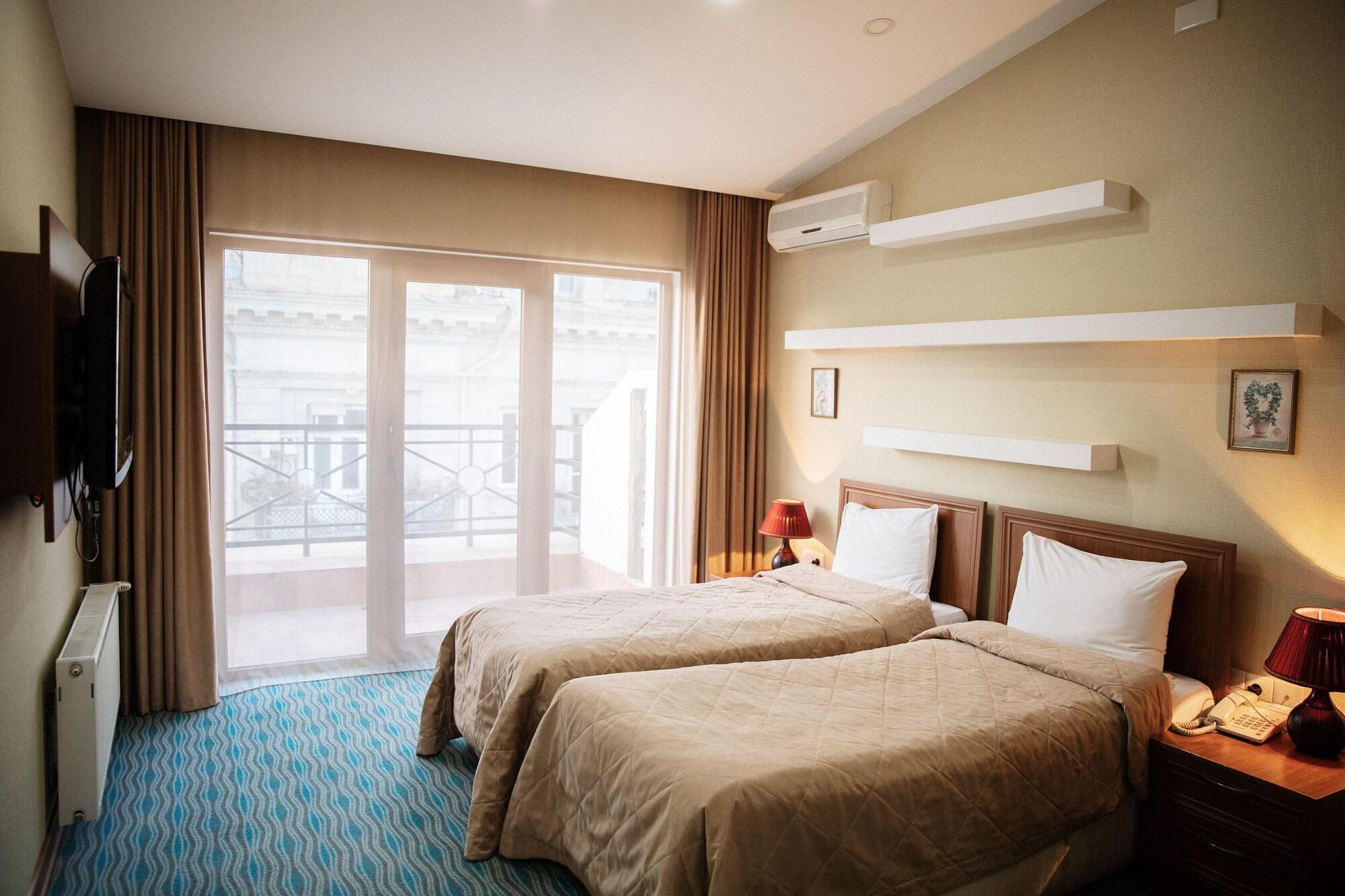 Austin Hotel Баку Екстериор снимка